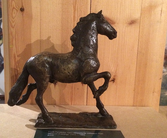 Ploggen 18 Juli 2015: Frysk Landbouwmuseum en Alde Feanen Earnewald beeldje paard