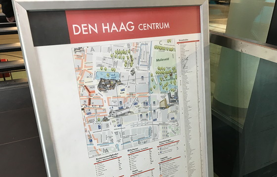 Ploggen 9 Maart 2016: Shoppen in Den Haag geparkeerd